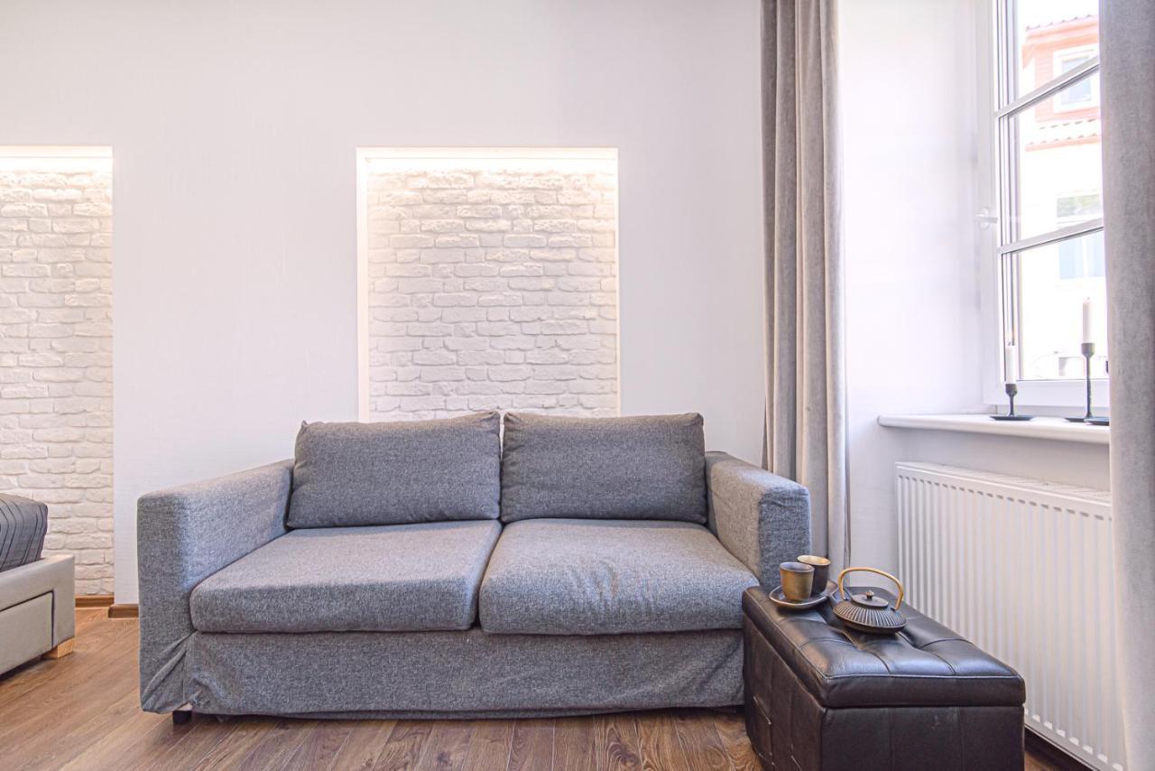 Apartmán Welcoming Studio In Historic Vilnius With Free Parking By Urban Rent Exteriér fotografie